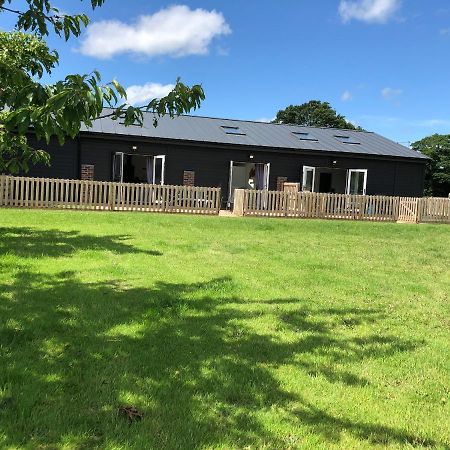 1 Barn Cottages Уитчерч Экстерьер фото